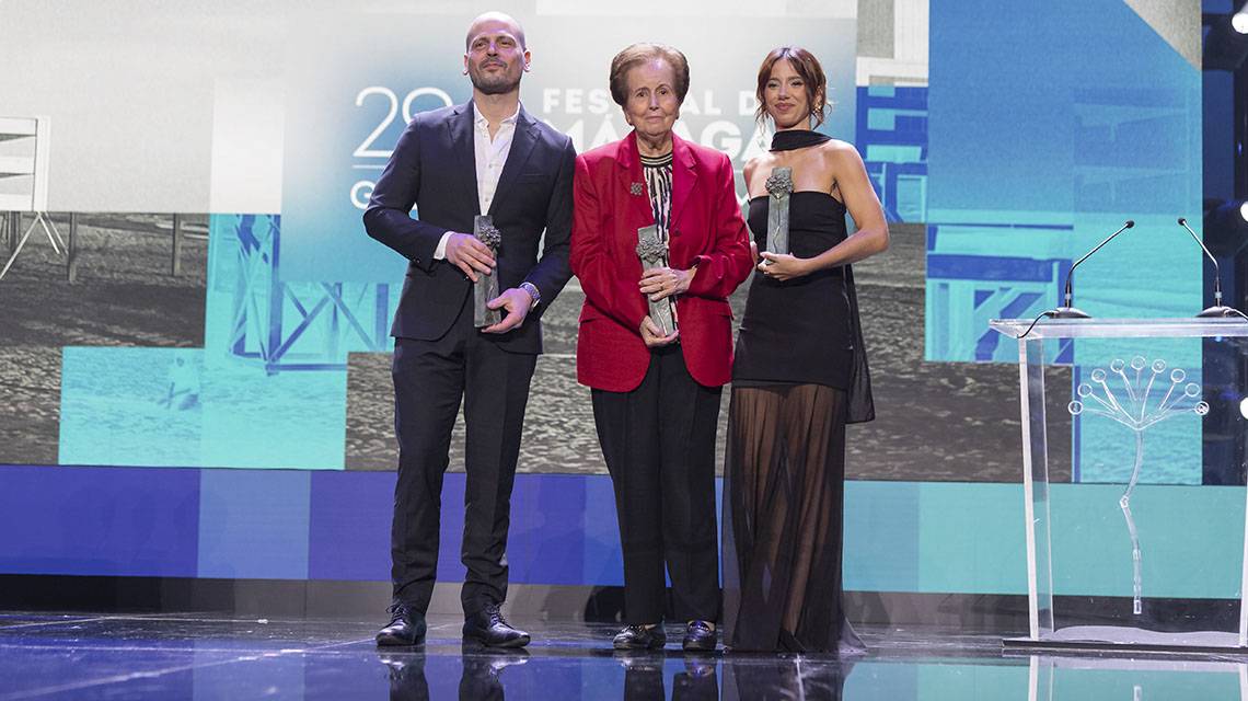 Premios con aroma local  en una tarde llena de emoción