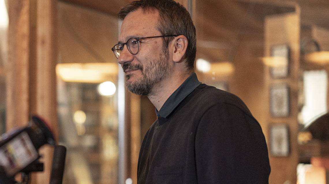 “Me gusta que mis comedias no se queden solo en el chiste, sino que tengan más enjundia"