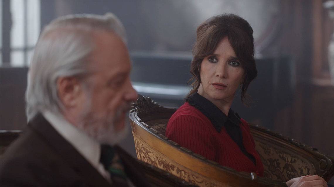 Una aventura en familia para salvar la camiseta de ‘la mano de dios’ de maradona